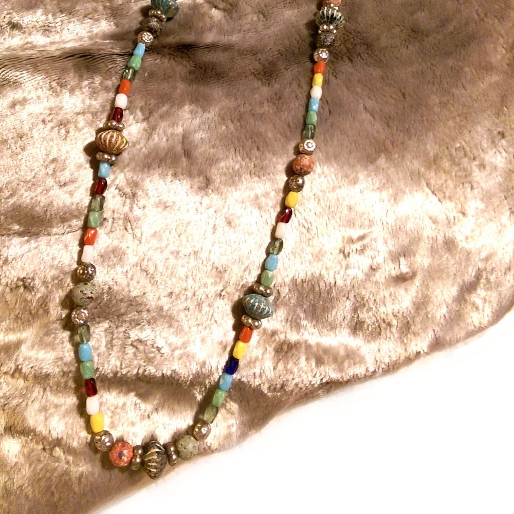 Beautiful Vintage 26" Beaded Boho Style Necklace